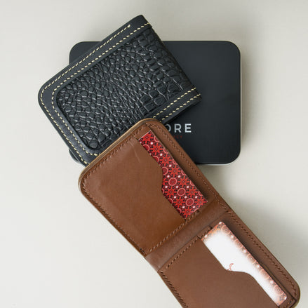 Krokogeprägte klassische Bifold-Geldbörse | Indus Sultan
