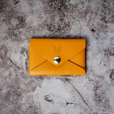 Niva Seal - Ultra Compact Card Sleeve