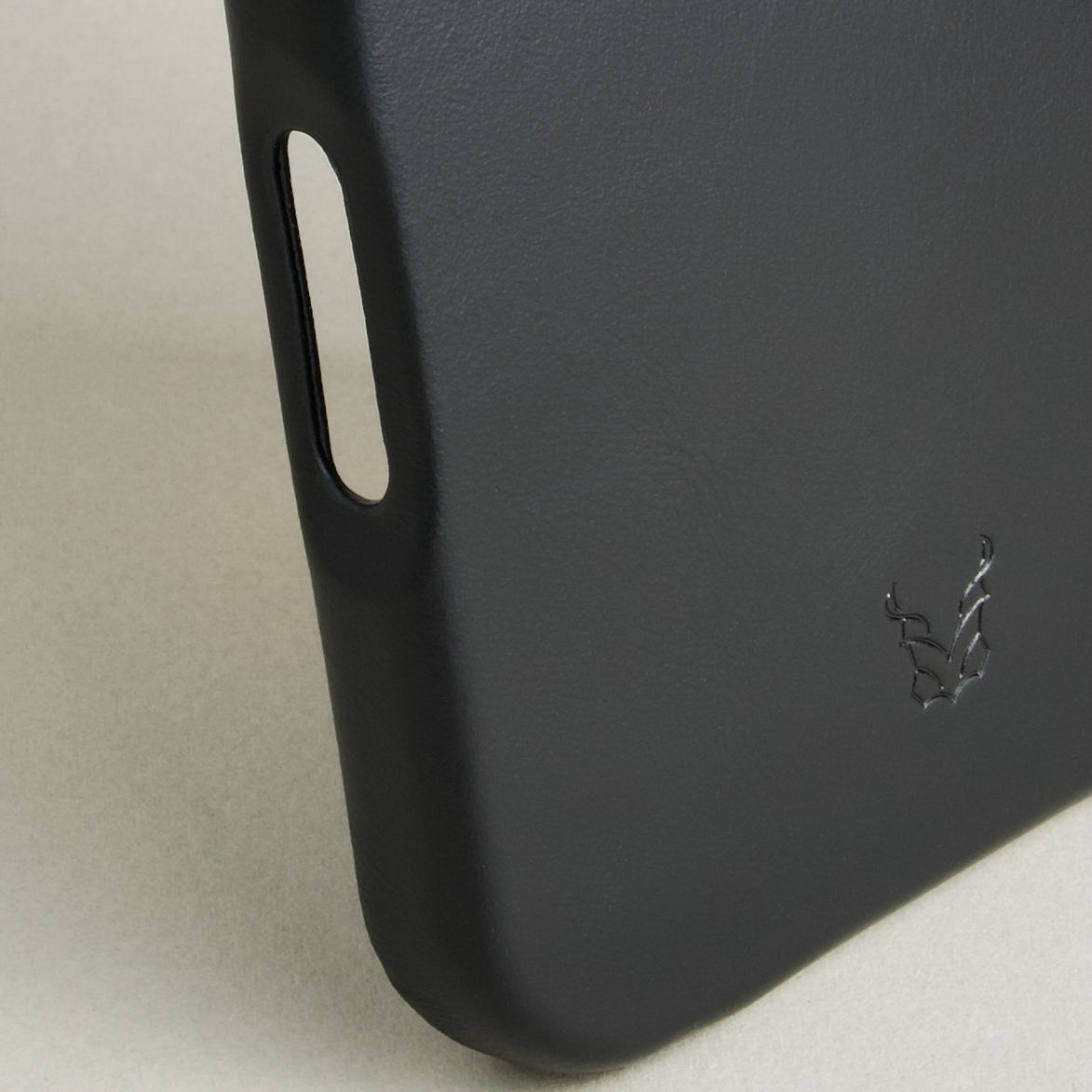 Lederhülle für das iPhone 17 | Shell Frame